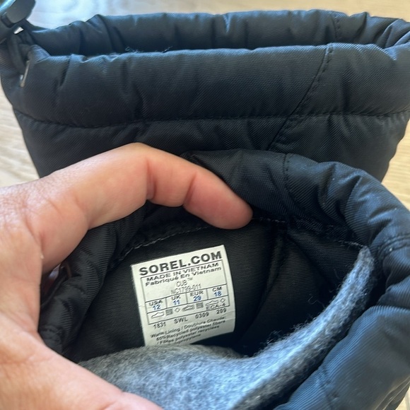 Sorel insulated snow boots boys girls kids 12 - Picture 5 of 5